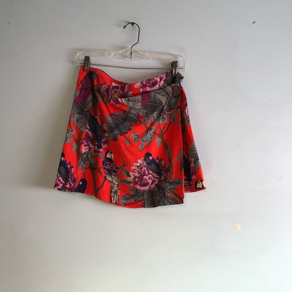 Parrot cross over skirt! Never worn